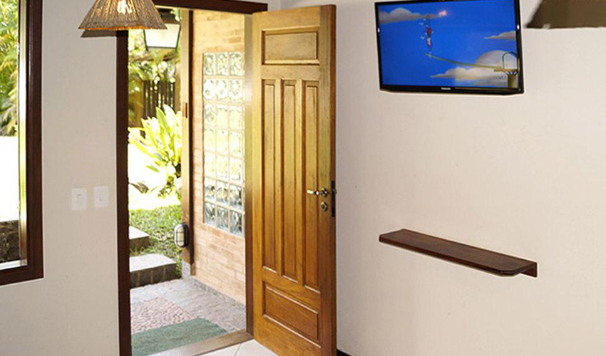 Bromelia_quarto_3_Hbook_Site