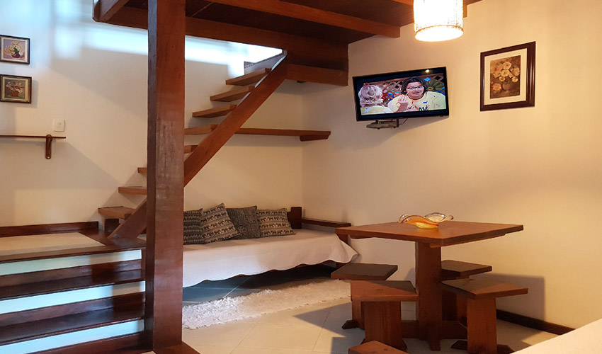 pousada_florence_ilhabela_violeta_2_sala_site